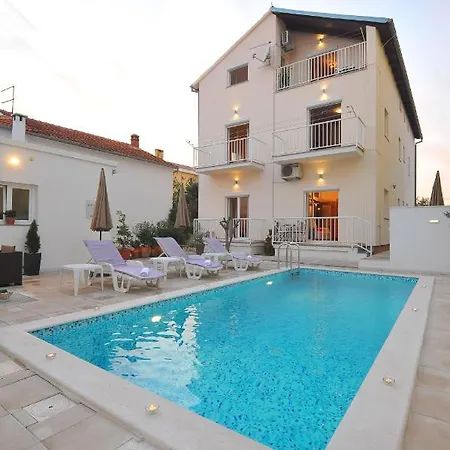 Apartament Miki Borik *