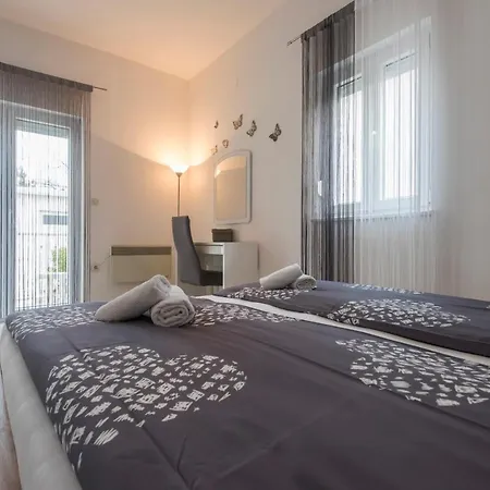 Apartament Miki Borik
