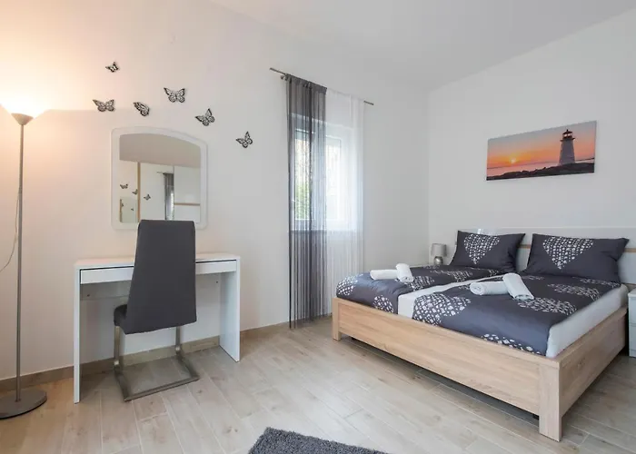 Miki Borik Apartmán *